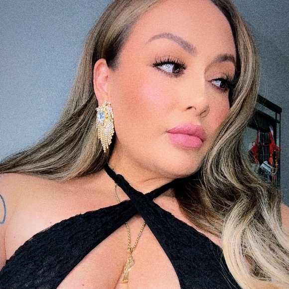 Meet your Posher, Jasmina - Picture 2 of 4